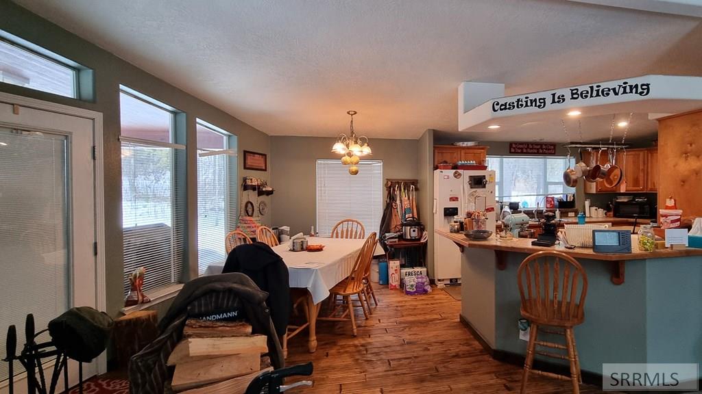 Picture for the property 2181774, 4 beds, 2 baths