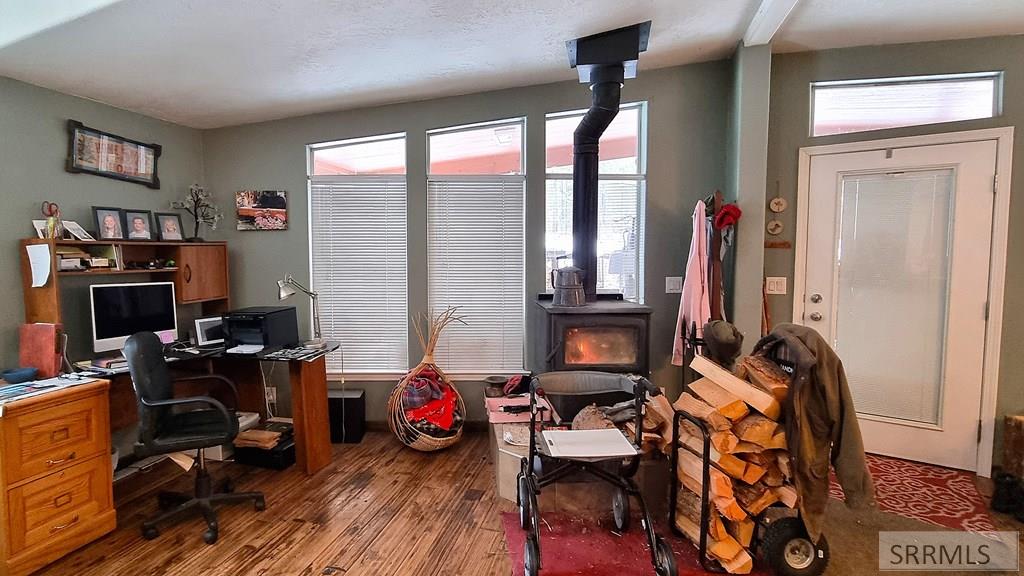 Picture for the property 2181774, 4 beds, 2 baths