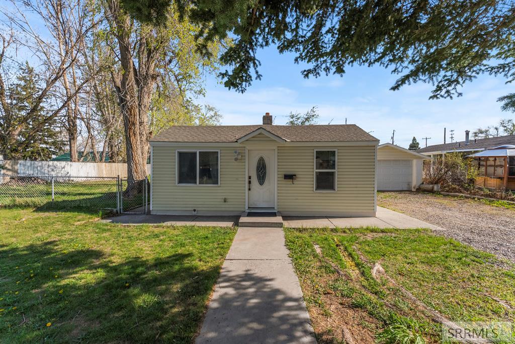 70 Parsons Street, BLACKFOOT, Idaho image 1