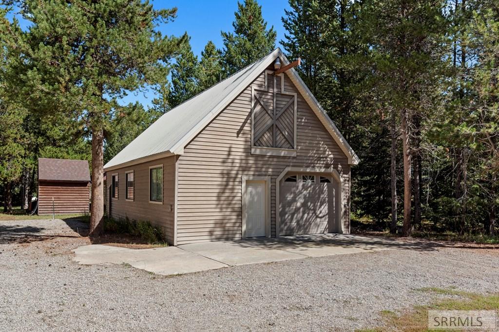 3773 Lodge Pole Drive, ISLAND PARK, Idaho image 35