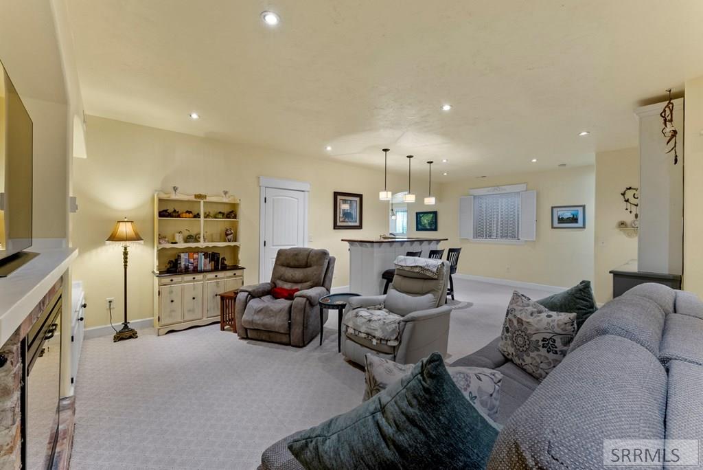 3931 Nottingham Lane, IDAHO FALLS, Idaho image 37