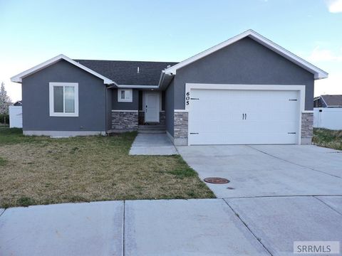 Photo of 605 Boulder Street, RIGBY, ID 83442 (MLS # 2185592)