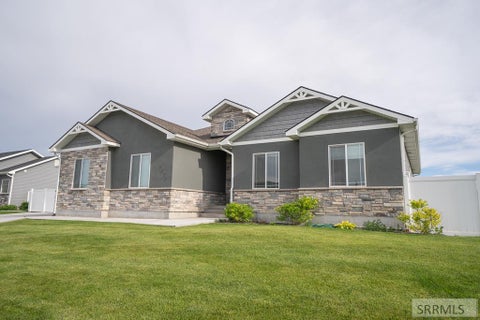 Homes For Sale - 4828 E Luxor Drive<br/> IDAHO FALLS, ID 83401