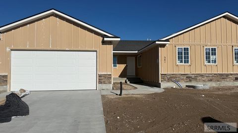 Photo of 341 Copeland Dr, IDAHO FALLS, ID 83401 (MLS # 2180187)