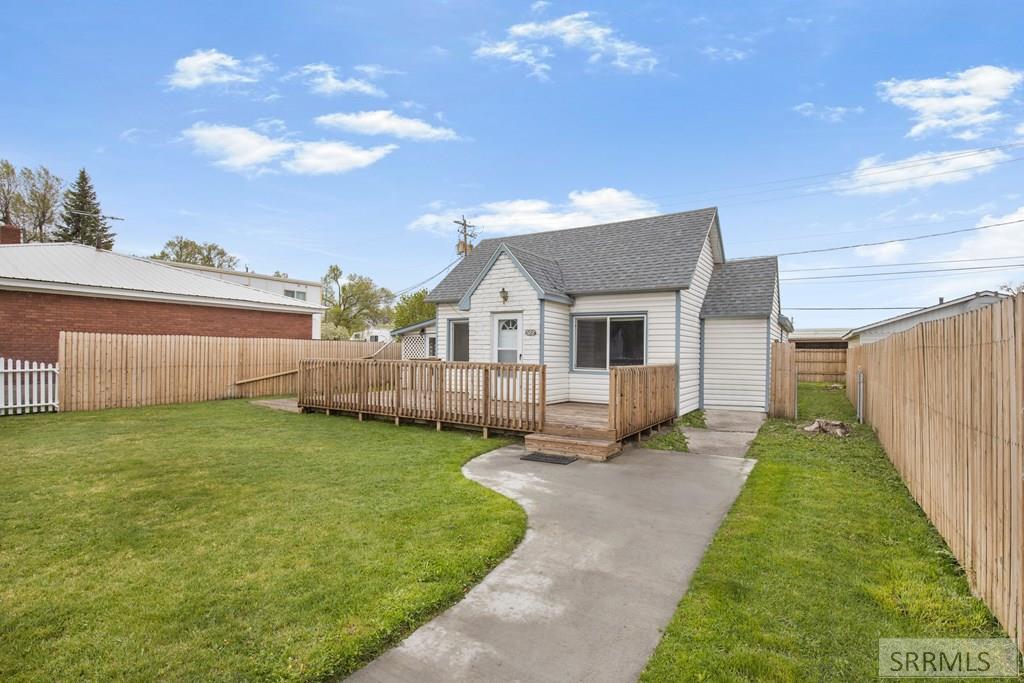 522 Gladstone Street