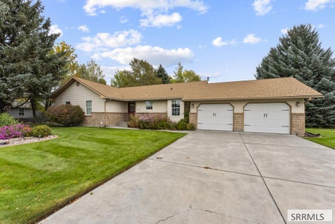Photo of 1565 Newman Drive, IDAHO FALLS, ID 83402 (MLS # 2189805)