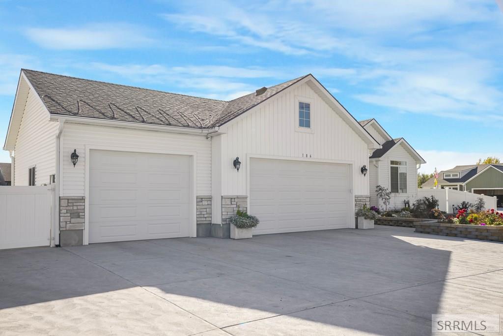 186 Heaton Ln, IDAHO FALLS, Idaho image 3