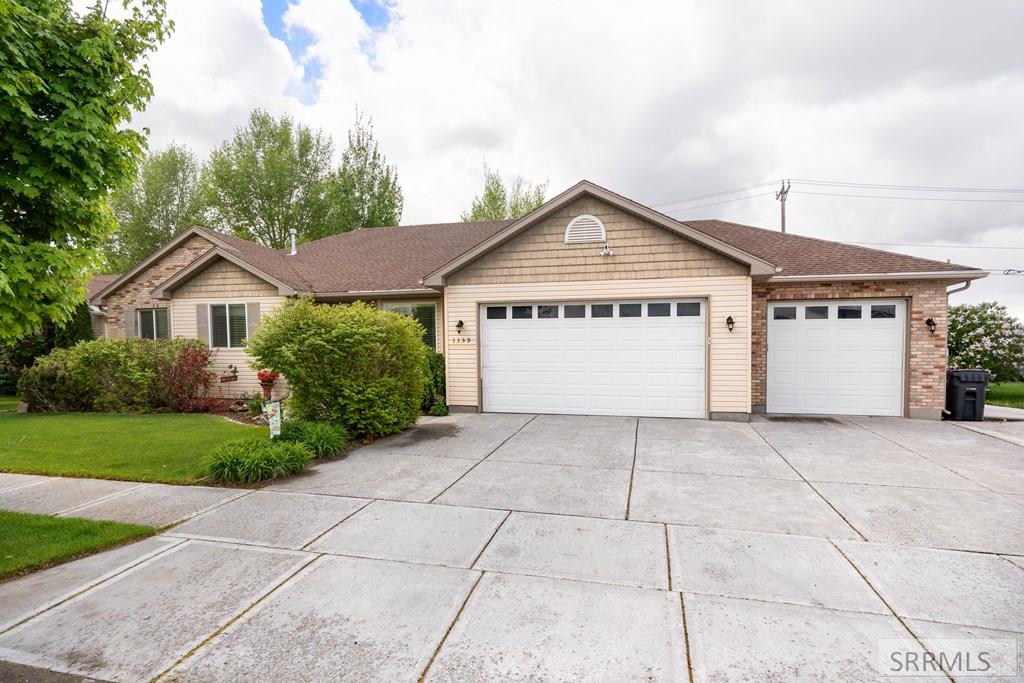 1359 Alayssa Drive, IDAHO FALLS, Idaho image 3