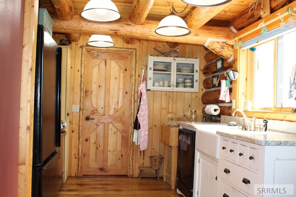 3753 Robbins Circle, ISLAND PARK, Idaho image 21