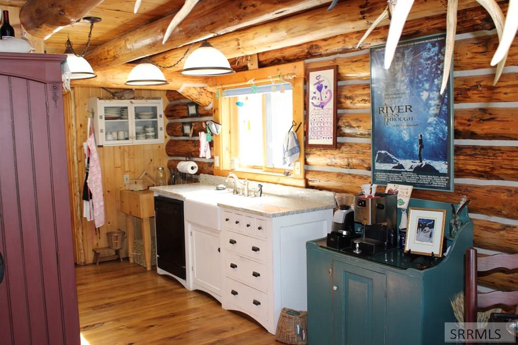 3753 Robbins Circle, ISLAND PARK, Idaho image 20
