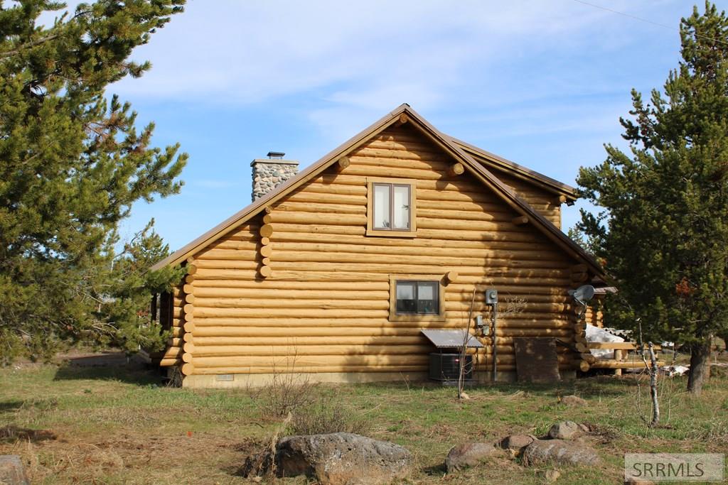 3753 Robbins Circle, ISLAND PARK, Idaho image 4