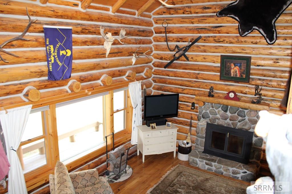3753 Robbins Circle, ISLAND PARK, Idaho image 14