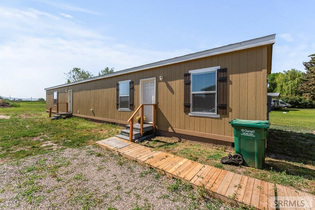 9150 N Cottonwood Drive, IDAHO FALLS, Idaho image 3