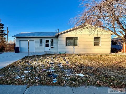 Photo of 2193 Meadow Street, IDAHO FALLS, ID 83401 (MLS # 2180846)