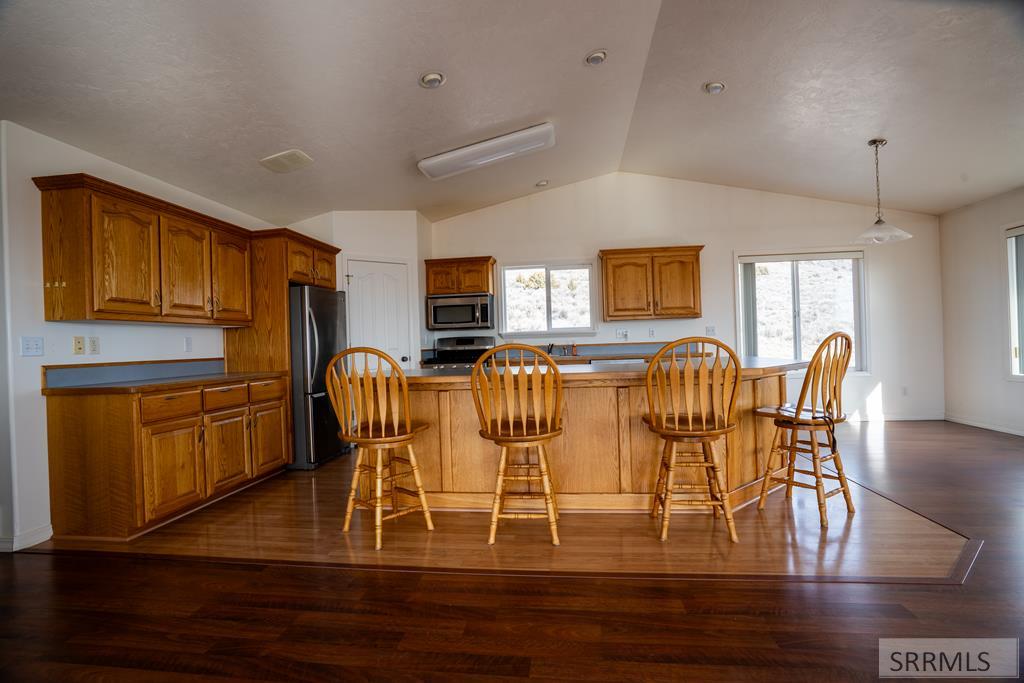 1027 E Butte Road, MENAN, Idaho image 12