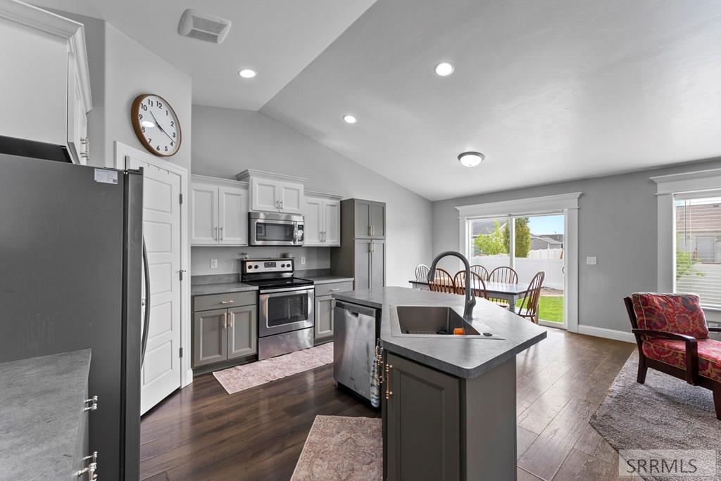 3972 Monroe Avenue, IDAHO FALLS, Idaho image 4