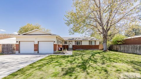 Photo of 1858 Henry Street, IDAHO FALLS, ID 83401 (MLS # 2186147)