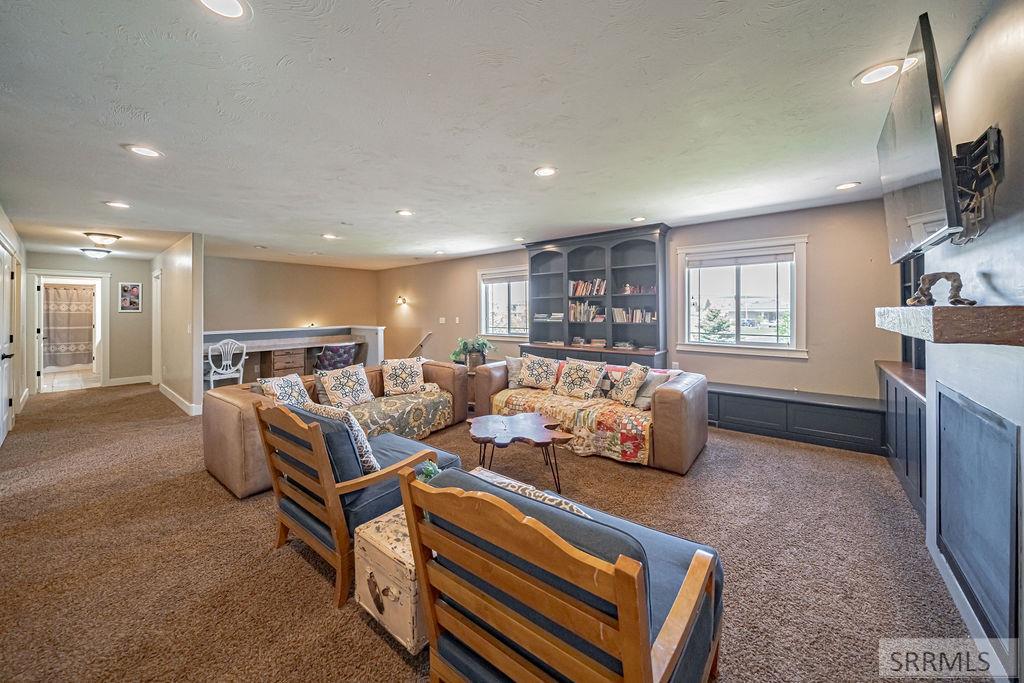 1356 Fall River Road, IDAHO FALLS, Idaho image 48