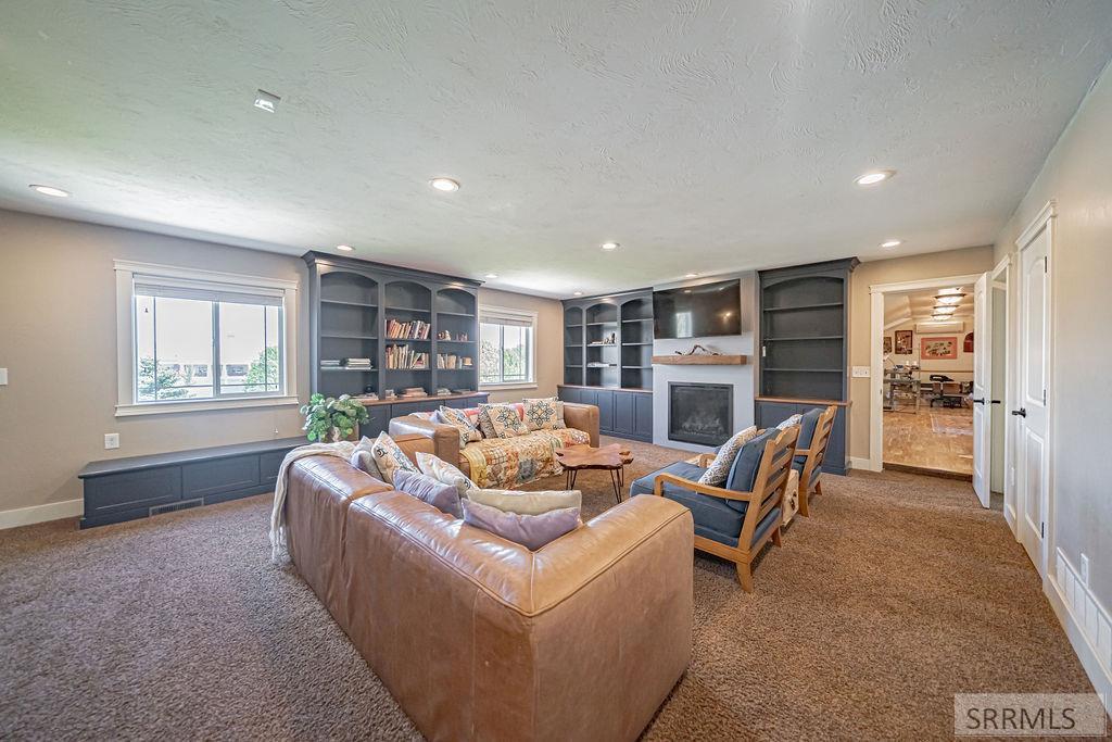 1356 Fall River Road, IDAHO FALLS, Idaho image 46