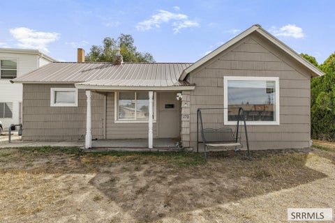 Homes For Sale - 270 1st Street<br/> IDAHO FALLS, ID 83401