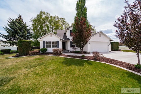 Homes For Sale - 1040 Wheatstone Drive<br/> IDAHO FALLS, ID 83404