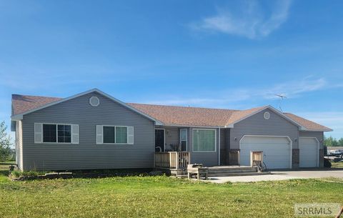 Photo of 3976 E 200 N, RIGBY, ID 83442 (MLS # 2186361)