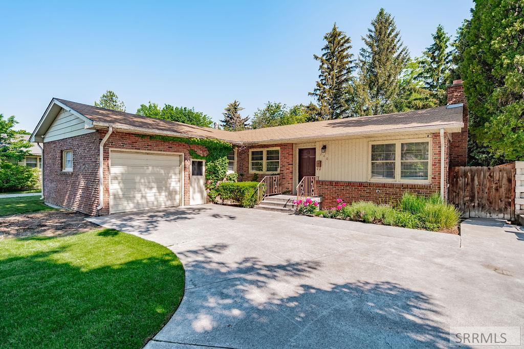 240 Tautphaus Drive, IDAHO FALLS, Idaho image 1