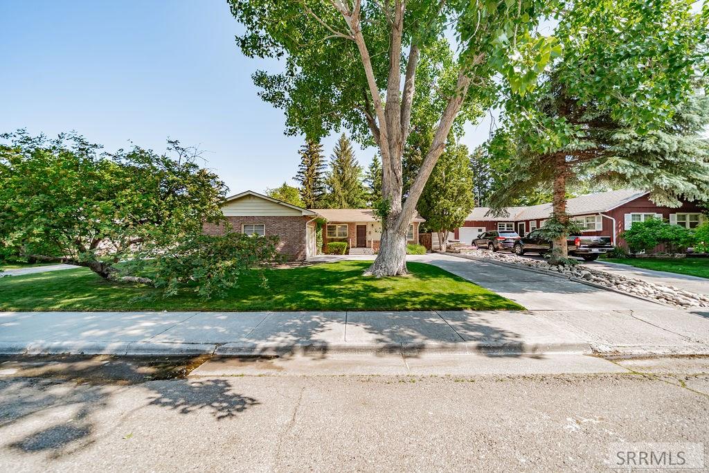240 Tautphaus Drive, IDAHO FALLS, Idaho image 5