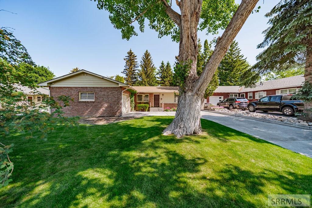 240 Tautphaus Drive, IDAHO FALLS, Idaho image 3