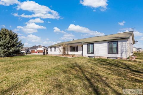 Photo of 1987 47th Street, AMMON, ID 83401 (MLS # 2185504)