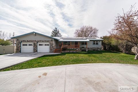 Photo of 467 N 3 W, RIGBY, ID 83442 (MLS # 2185683)