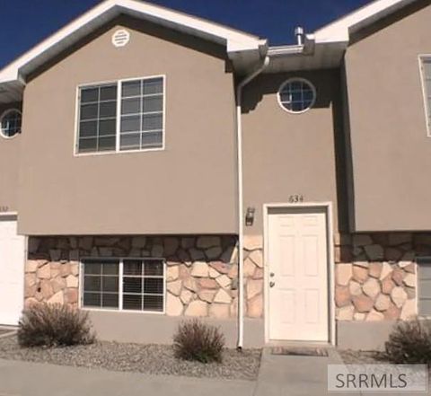 Photo of 634 Valinda Ln, REXBURG, ID 83440 (MLS # 2179905)