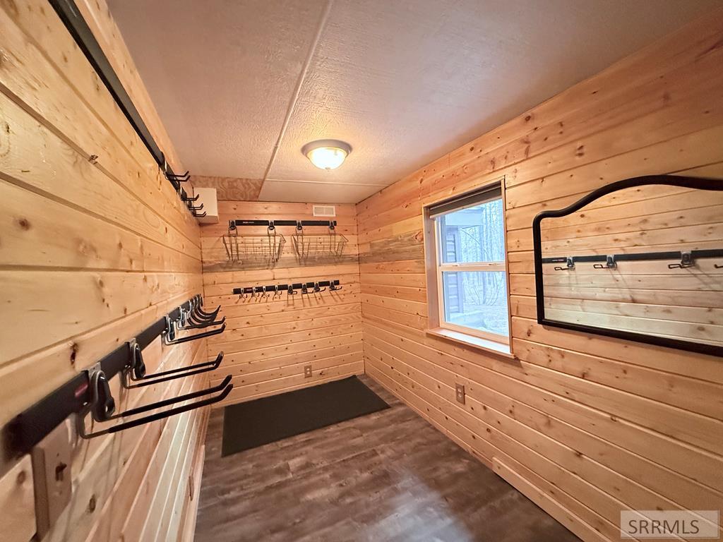 3907 Chief Joseph Drive, ISLAND PARK, Idaho image 20