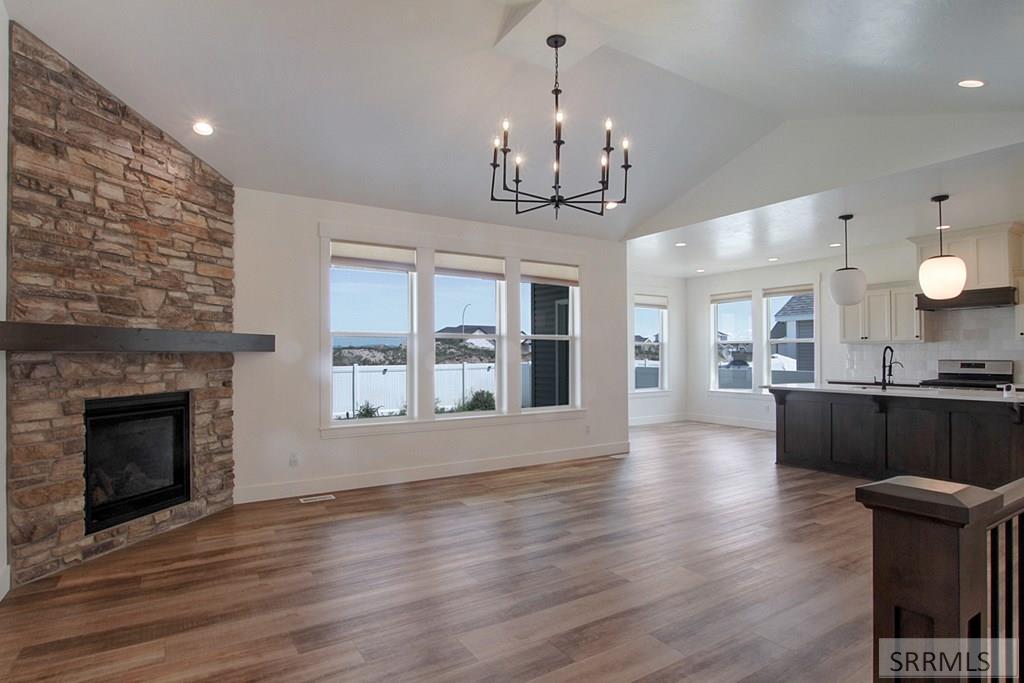 5560 Eaglewood Drive, IDAHO FALLS, Idaho image 3