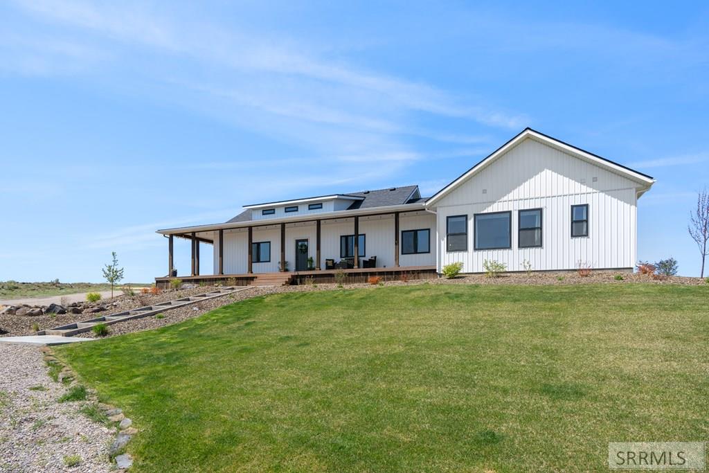 1032 E Butte Road, MENAN, Idaho image 11