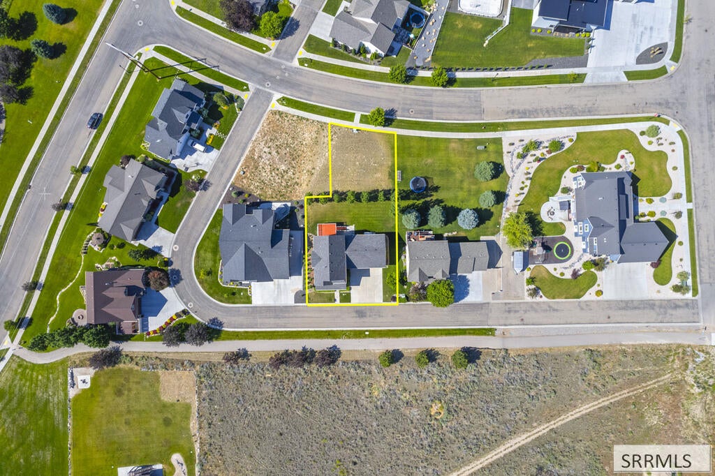 6315 Chartwell Gardens