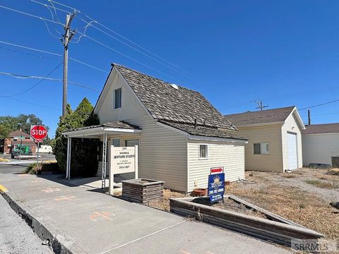 Photo of 390 N Broadway Street, BLACKFOOT, ID 83221 (MLS # 2184709)