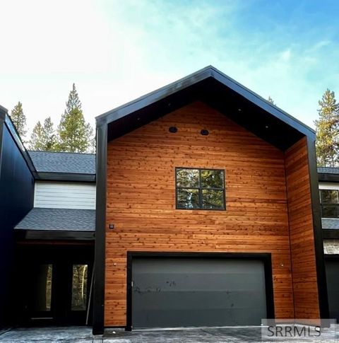 Photo of 4357 Yeti Ln, ISLAND PARK, ID 83429 (MLS # 2178791)