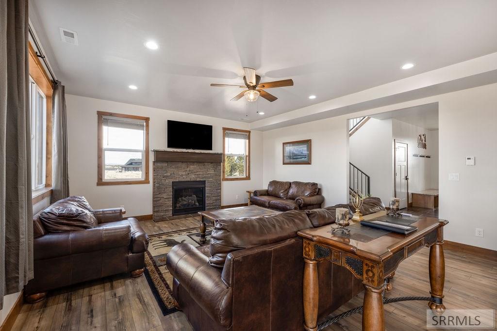 3755 Cove Road, ISLAND PARK, Idaho image 9