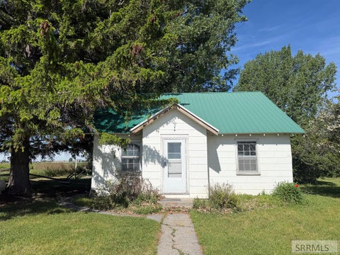 Homes For Sale - 377 N 3500 E<br/> Jefferson County, LEWISVILLE, ID 83431