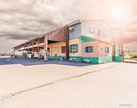 Photo of 301 Poulson Street, IDAHO FALLS, ID 83401 (MLS # 2165568) Photo of 301 Poulson Street, IDAHO FALLS, ID 83401 (MLS # 2165568)