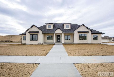 Photo of 5707 Long Cove Drive, IDAHO FALLS, ID 83404 (MLS # 2179522)