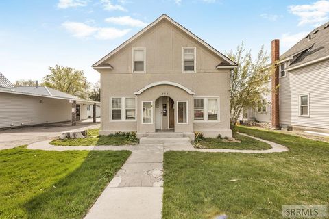 Photo of 252 Shilling Avenue, BLACKFOOT, ID 83221 (MLS # 2185516)