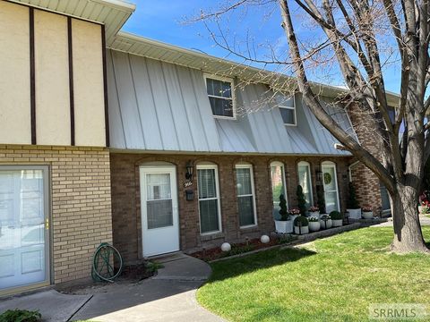 Photo of 966 McKinley Avenue #B, POCATELLO, ID 83201 (MLS # 2185674)