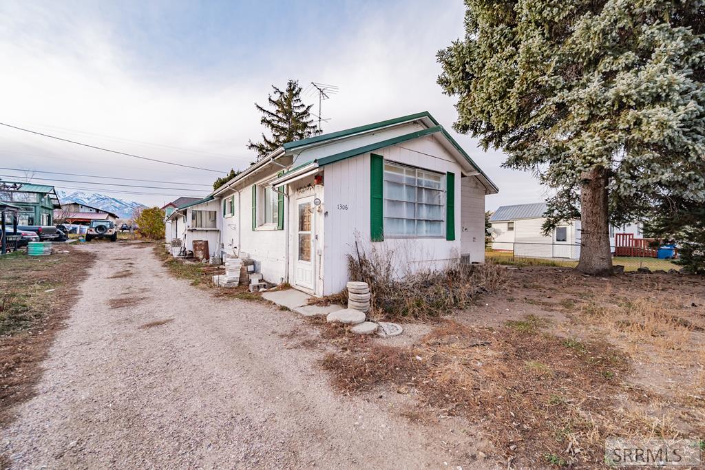 1306 Center Street, MCCAMMON, Idaho image 1