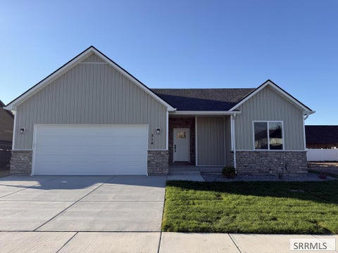 Homes For Sale - 314 Poppy St<br/> SUGAR CITY, ID 83448