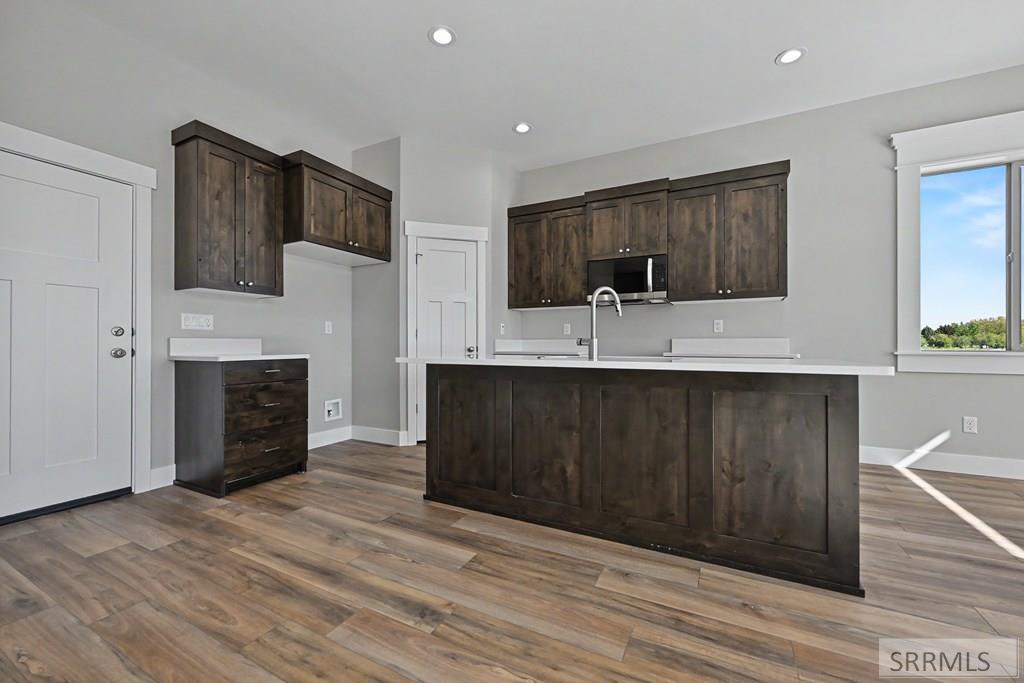 433 Spruce Way
