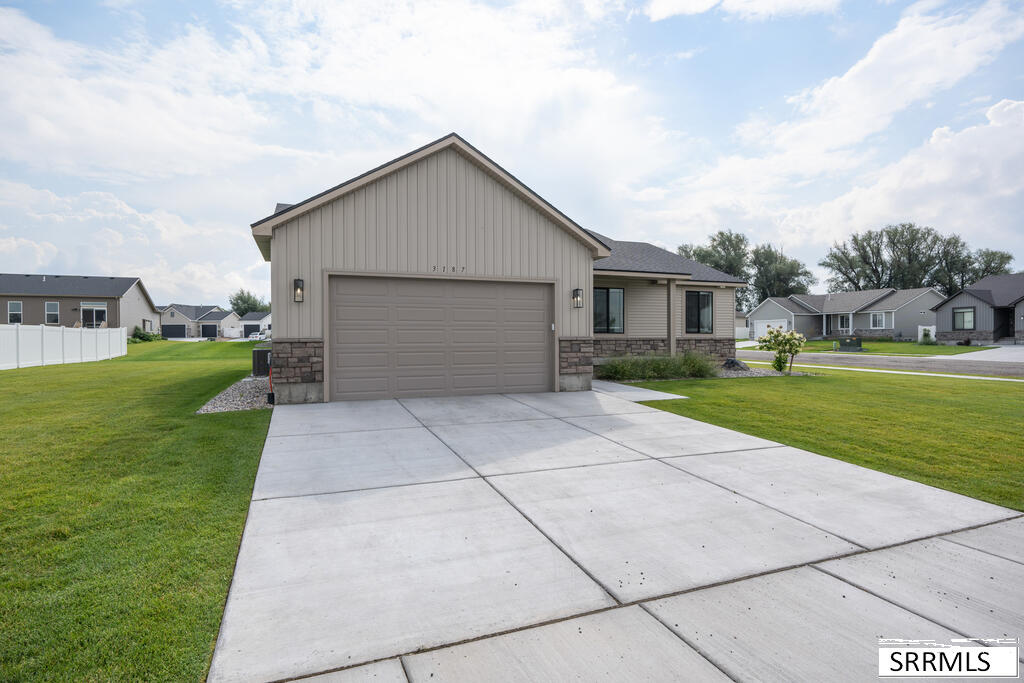 3187 Riata Lane