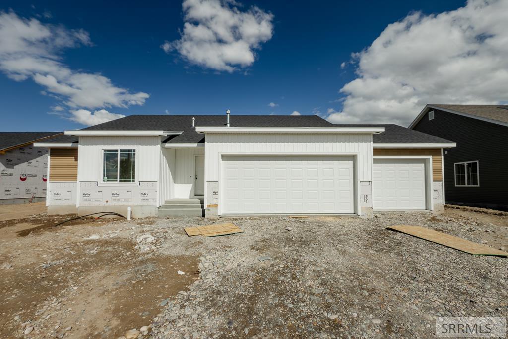 6267 Maggie Drive, IDAHO FALLS, Idaho image 1