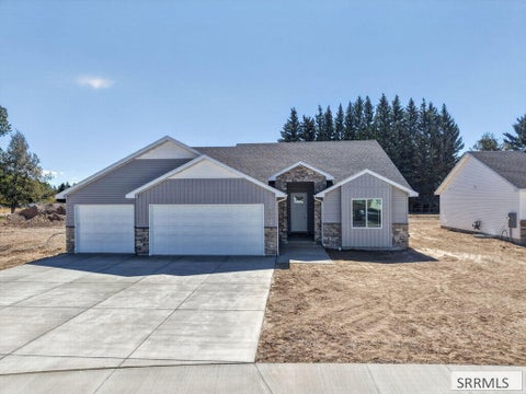 Homes For Sale - 387 Wind River Drive<br/> SHELLEY, ID 83274